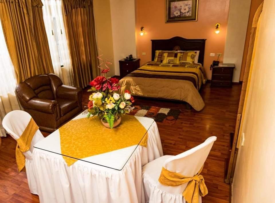 Hotel Los Ilinizas Latacunga Eksteriør bilde